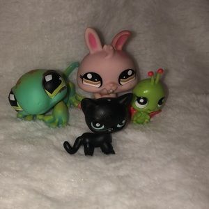 Littlest pet shop lps lot of four . Hasbro